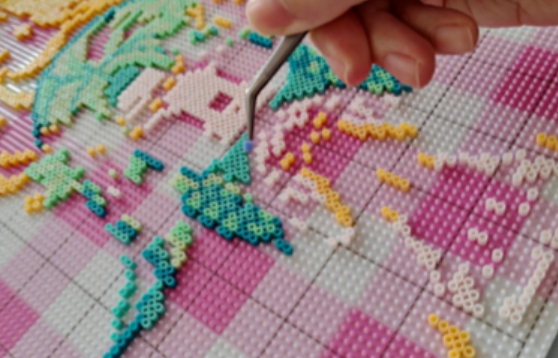 拼豆（Perler Beads）又称像素画